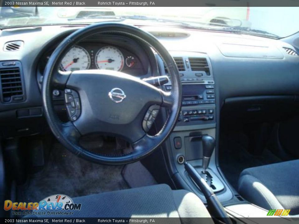 2003 Nissan Maxima SE Merlot Red / Black Photo #12