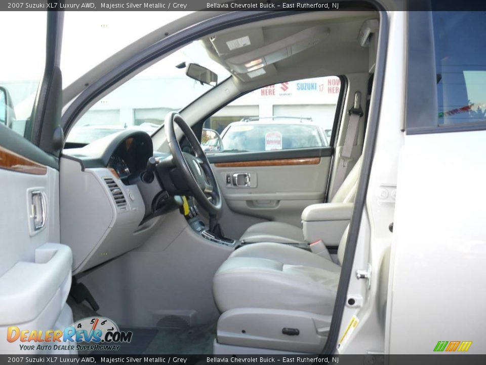 2007 Suzuki XL7 Luxury AWD Majestic Silver Metallic / Grey Photo #7