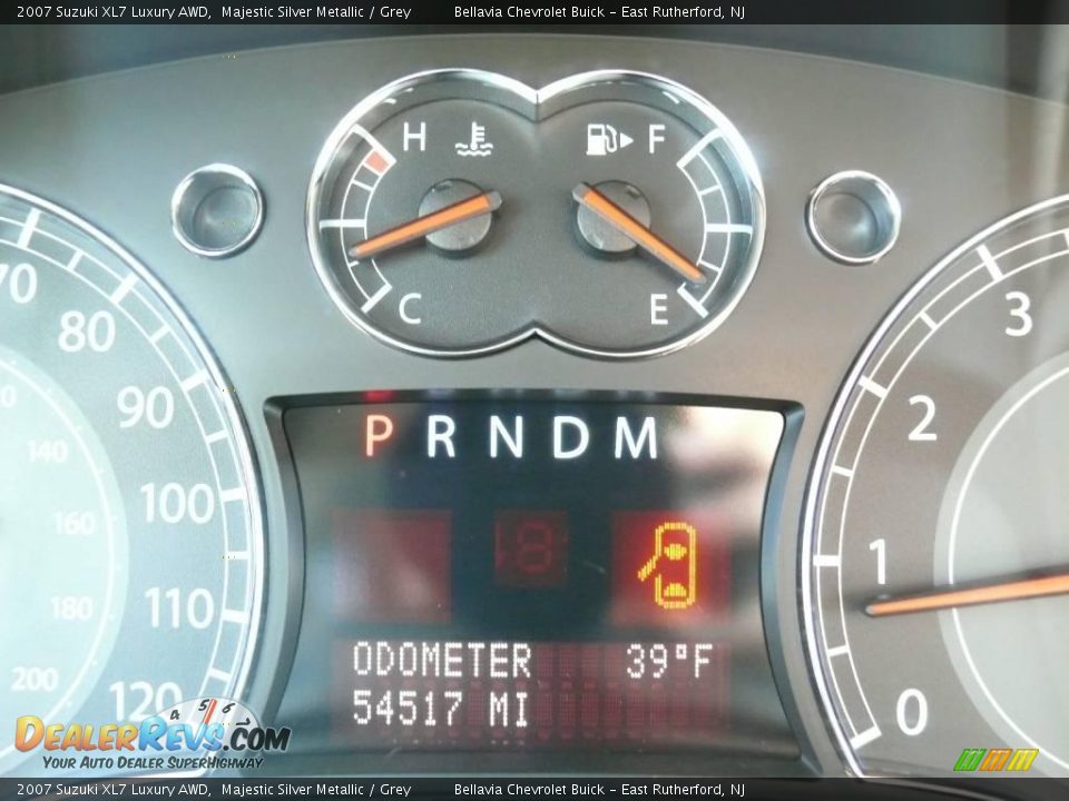 2007 Suzuki XL7 Luxury AWD Majestic Silver Metallic / Grey Photo #11