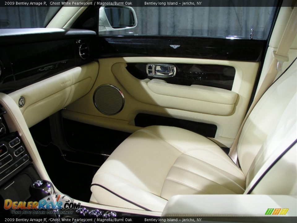 2009 Bentley Arnage R Ghost White Pearlescent / Magnolia/Burnt Oak Photo #11