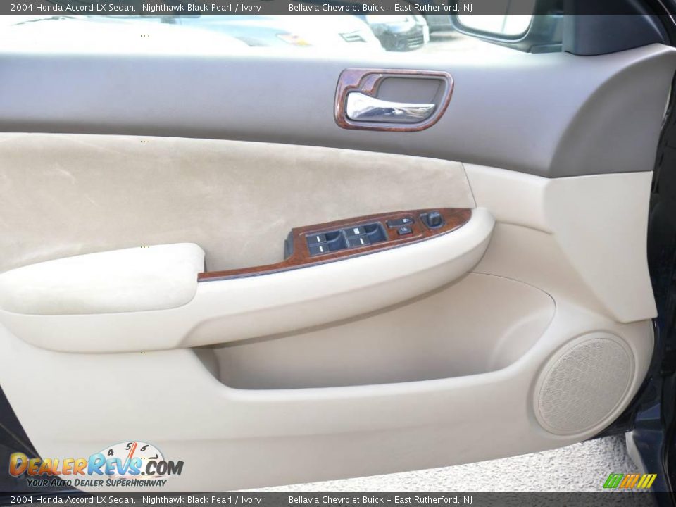 2004 Honda Accord LX Sedan Nighthawk Black Pearl / Ivory Photo #6