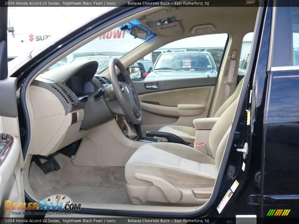 2004 Honda Accord LX Sedan Nighthawk Black Pearl / Ivory Photo #7