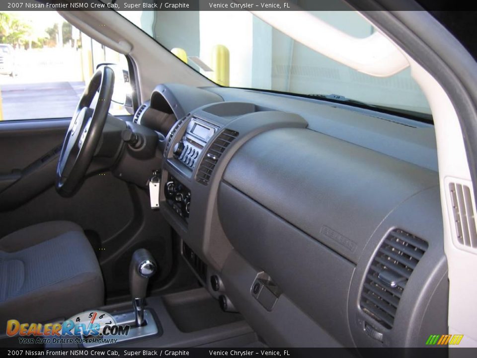 2007 Nissan Frontier NISMO Crew Cab Super Black / Graphite Photo #6