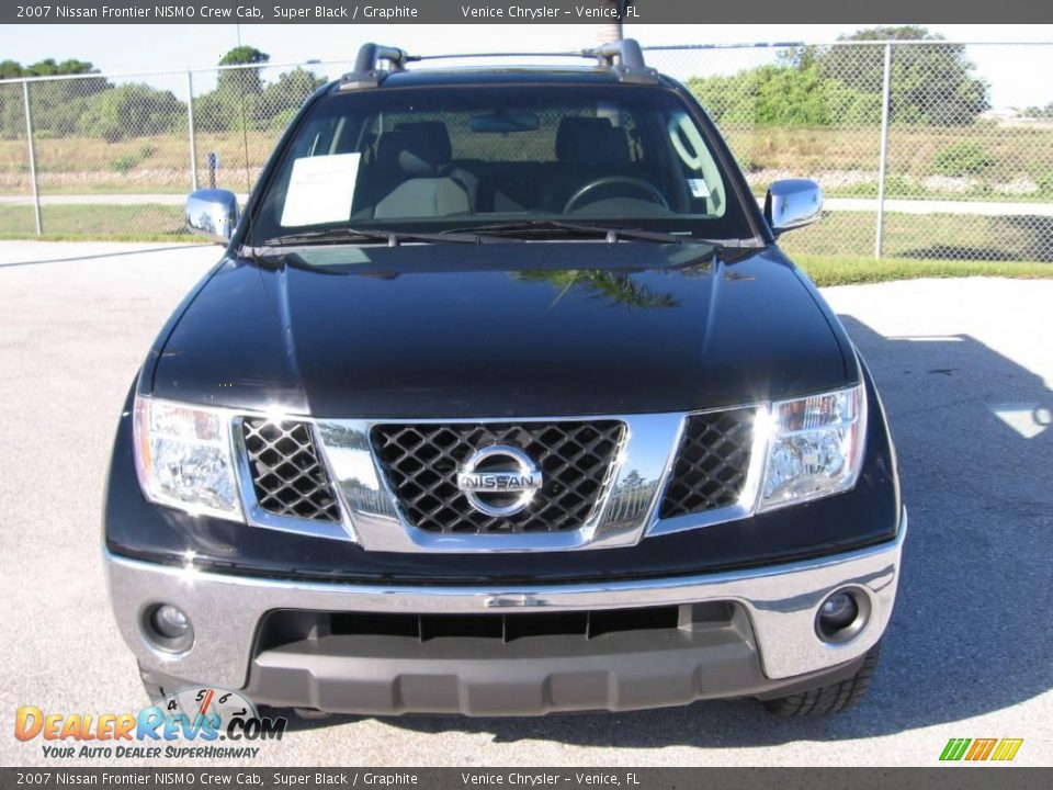 2007 Nissan Frontier NISMO Crew Cab Super Black / Graphite Photo #18