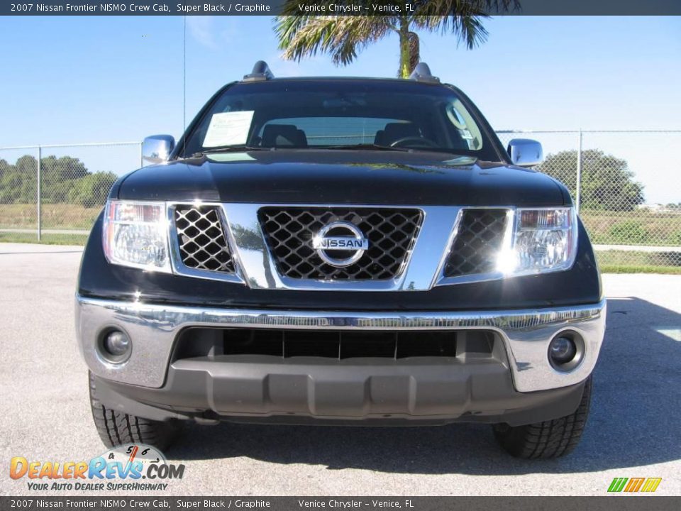 2007 Nissan Frontier NISMO Crew Cab Super Black / Graphite Photo #19