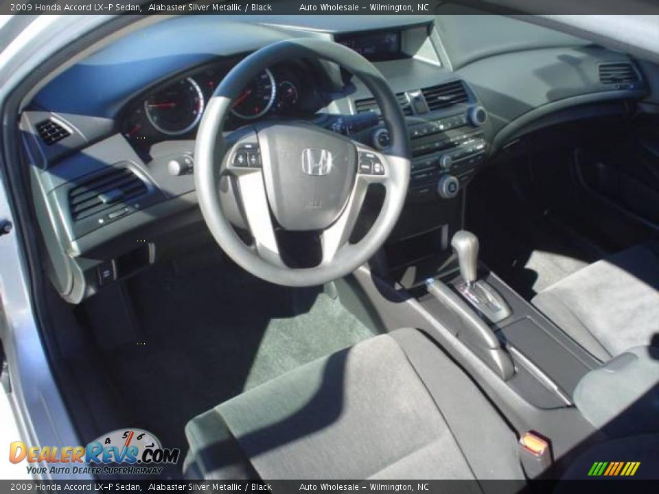 2009 Honda Accord LX-P Sedan Alabaster Silver Metallic / Black Photo #9