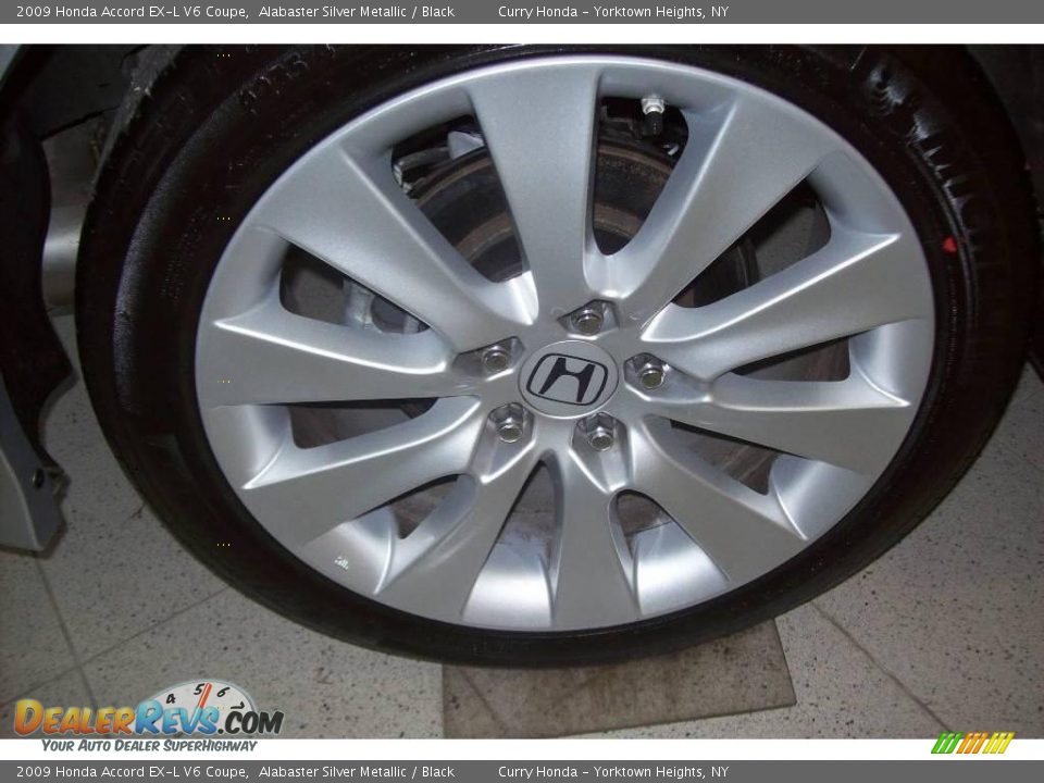 2009 Honda Accord EX-L V6 Coupe Alabaster Silver Metallic / Black Photo #10