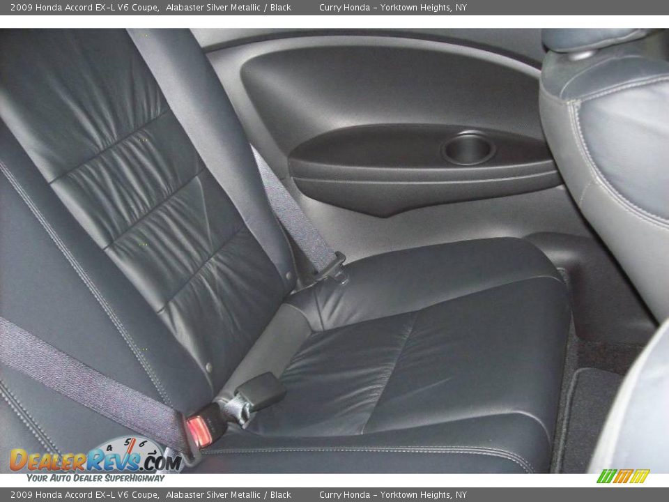 2009 Honda Accord EX-L V6 Coupe Alabaster Silver Metallic / Black Photo #15