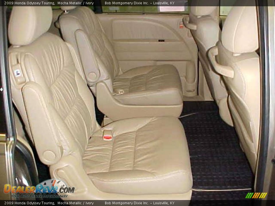 2009 Honda Odyssey Touring Mocha Metallic / Ivory Photo #7