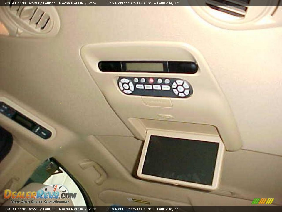 2009 Honda Odyssey Touring Mocha Metallic / Ivory Photo #11