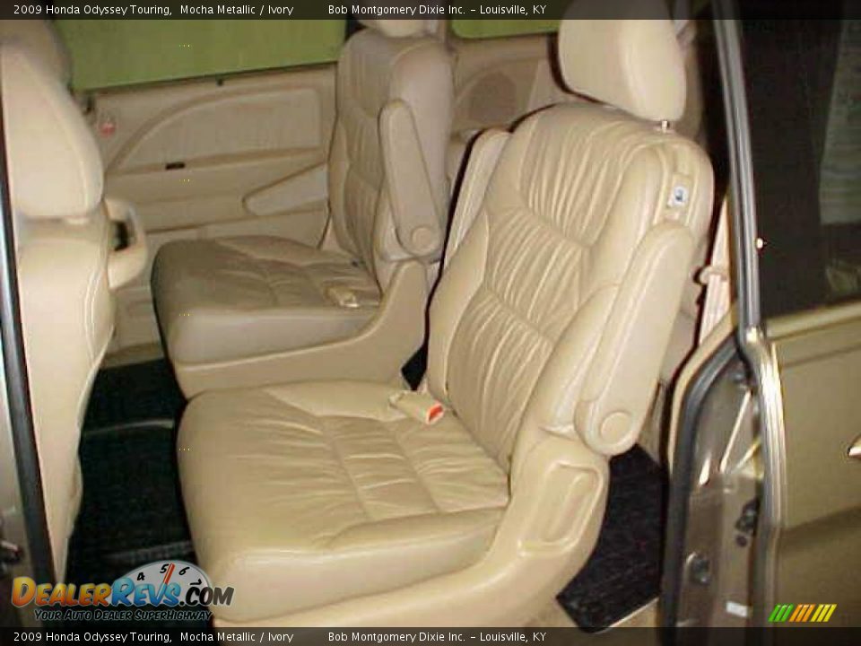 2009 Honda Odyssey Touring Mocha Metallic / Ivory Photo #15