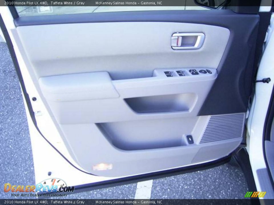 2010 Honda Pilot LX 4WD Taffeta White / Gray Photo #7