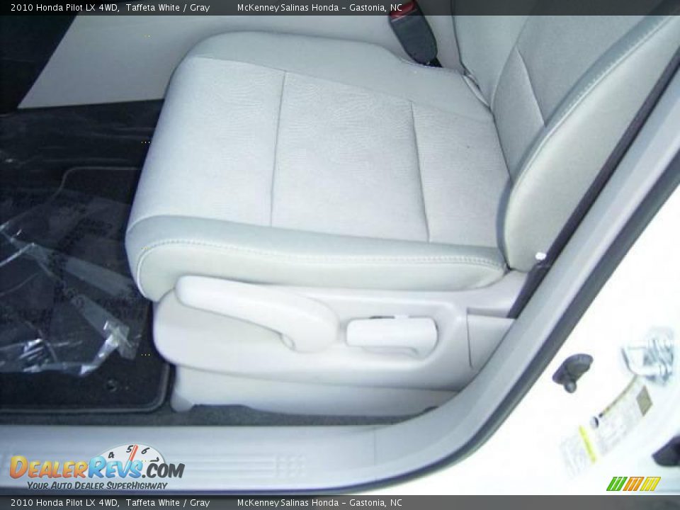 2010 Honda Pilot LX 4WD Taffeta White / Gray Photo #8