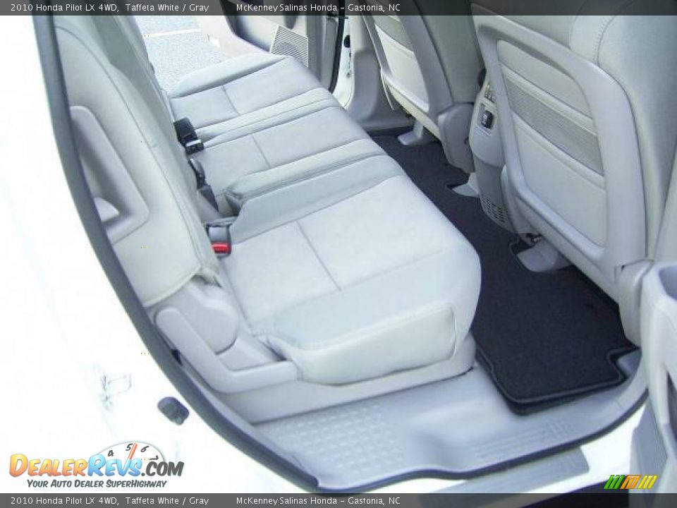 2010 Honda Pilot LX 4WD Taffeta White / Gray Photo #15