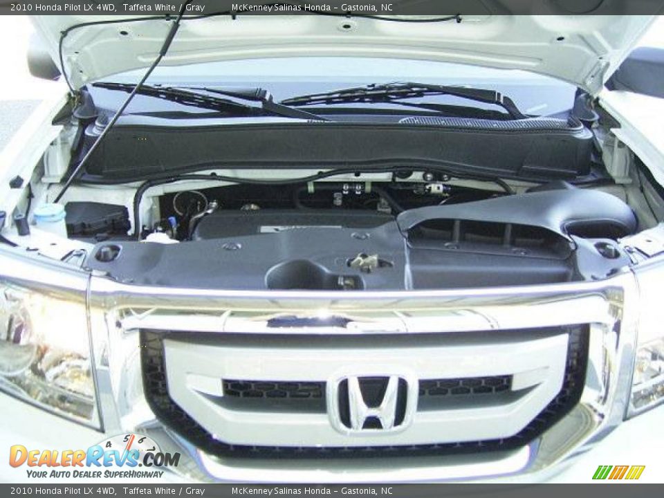 2010 Honda Pilot LX 4WD Taffeta White / Gray Photo #21