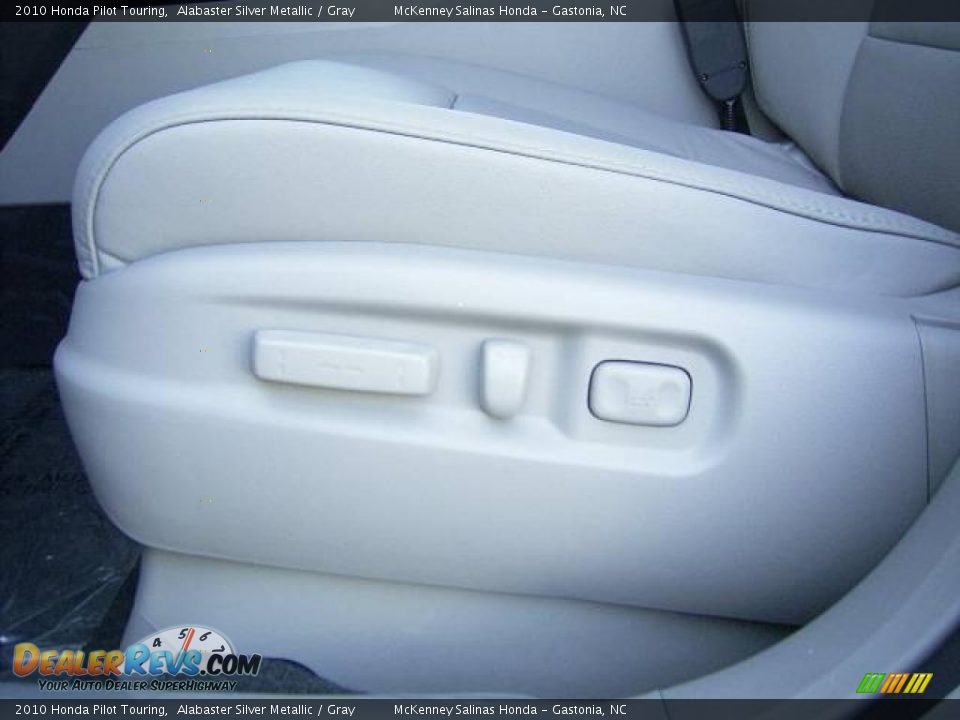 2010 Honda Pilot Touring Alabaster Silver Metallic / Gray Photo #9