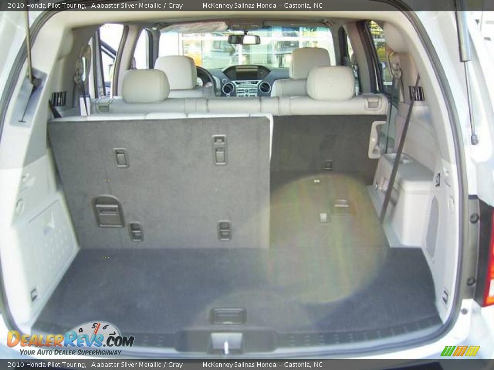 2010 Honda Pilot Touring Alabaster Silver Metallic / Gray Photo #14