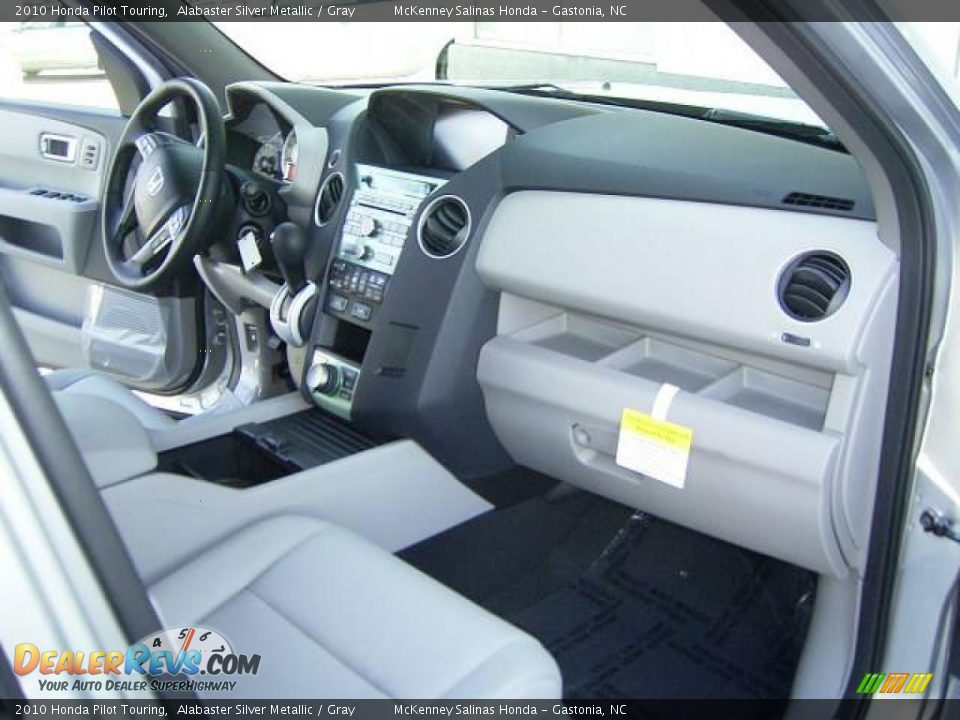 2010 Honda Pilot Touring Alabaster Silver Metallic / Gray Photo #18