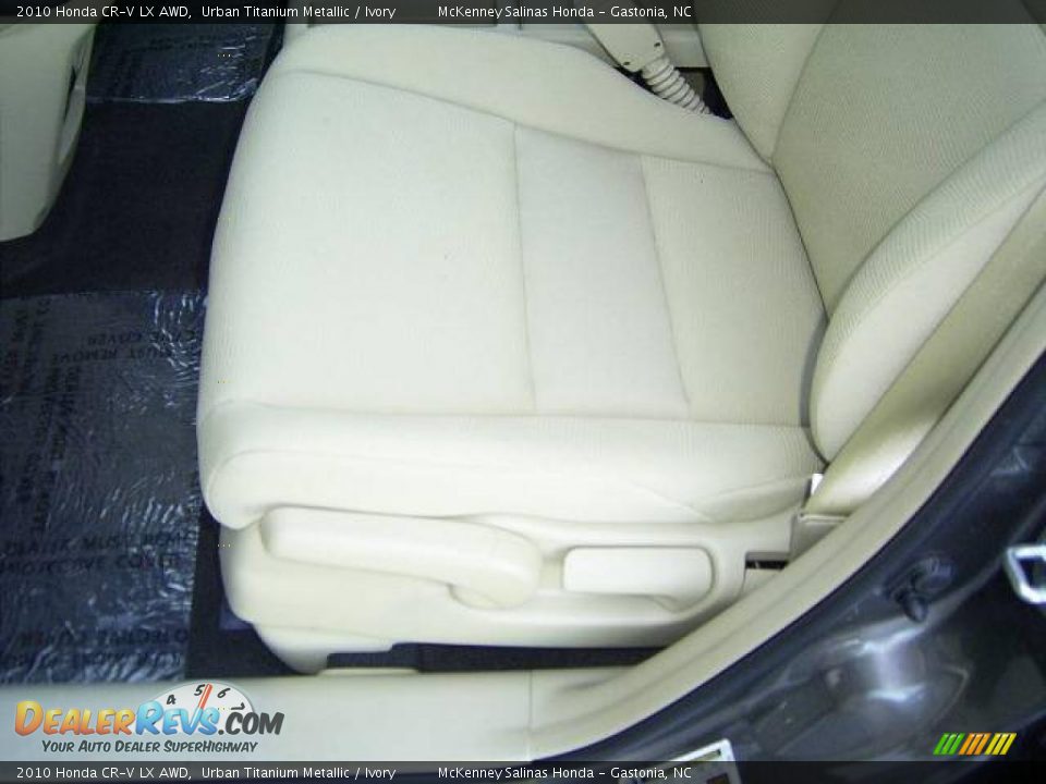 2010 Honda CR-V LX AWD Urban Titanium Metallic / Ivory Photo #8