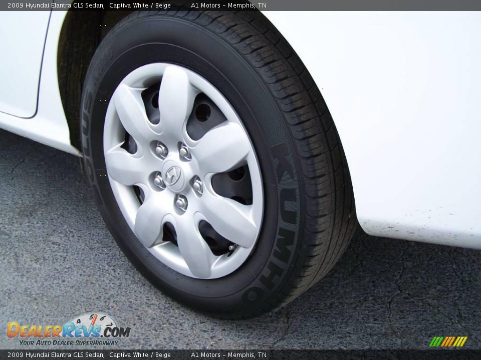 2009 Hyundai Elantra GLS Sedan Captiva White / Beige Photo #5