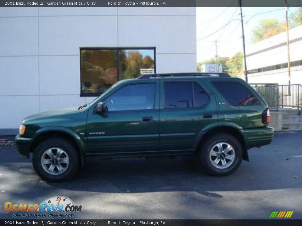 2001 Isuzu Rodeo LS Garden Green Mica / Gray Photo #1