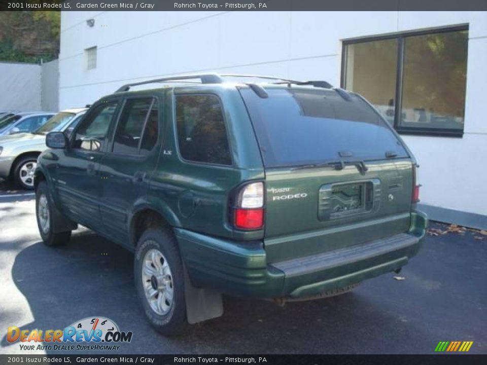 2001 Isuzu Rodeo LS Garden Green Mica / Gray Photo #2