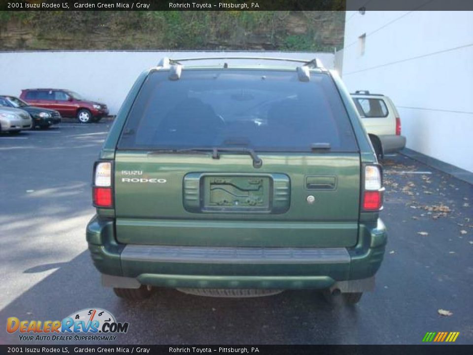 2001 Isuzu Rodeo LS Garden Green Mica / Gray Photo #3