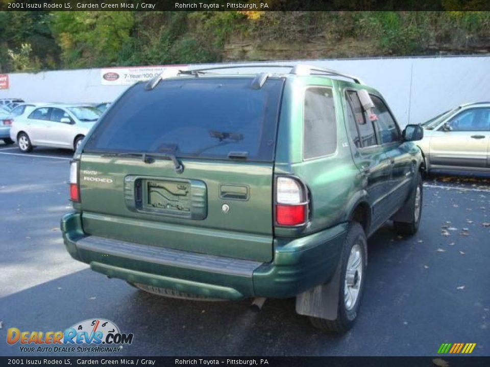 2001 Isuzu Rodeo LS Garden Green Mica / Gray Photo #4