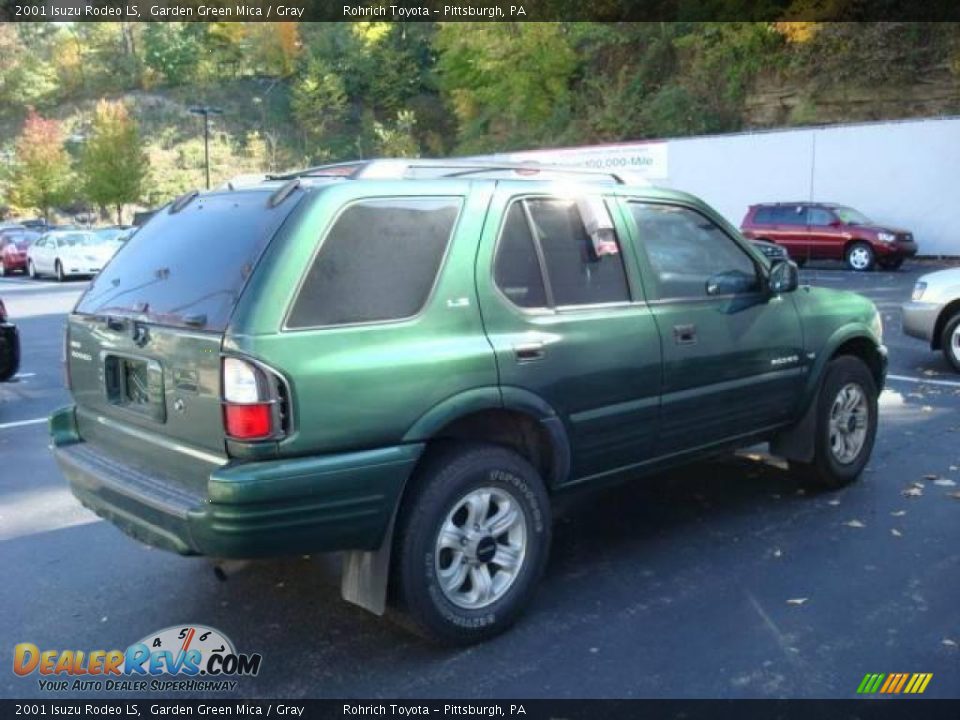 2001 Isuzu Rodeo LS Garden Green Mica / Gray Photo #5