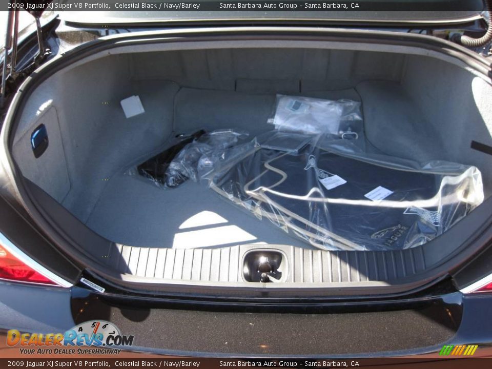 2009 Jaguar XJ Super V8 Portfolio Celestial Black / Navy/Barley Photo #23