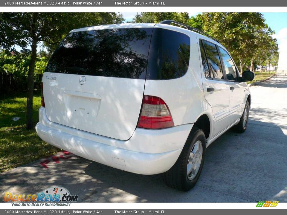 2000 Mercedes-Benz ML 320 4Matic Polar White / Ash Photo #9