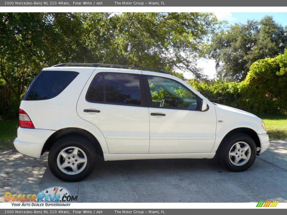 2000 Mercedes-Benz ML 320 4Matic Polar White / Ash Photo #11