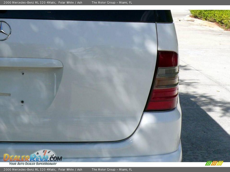 2000 Mercedes-Benz ML 320 4Matic Polar White / Ash Photo #24