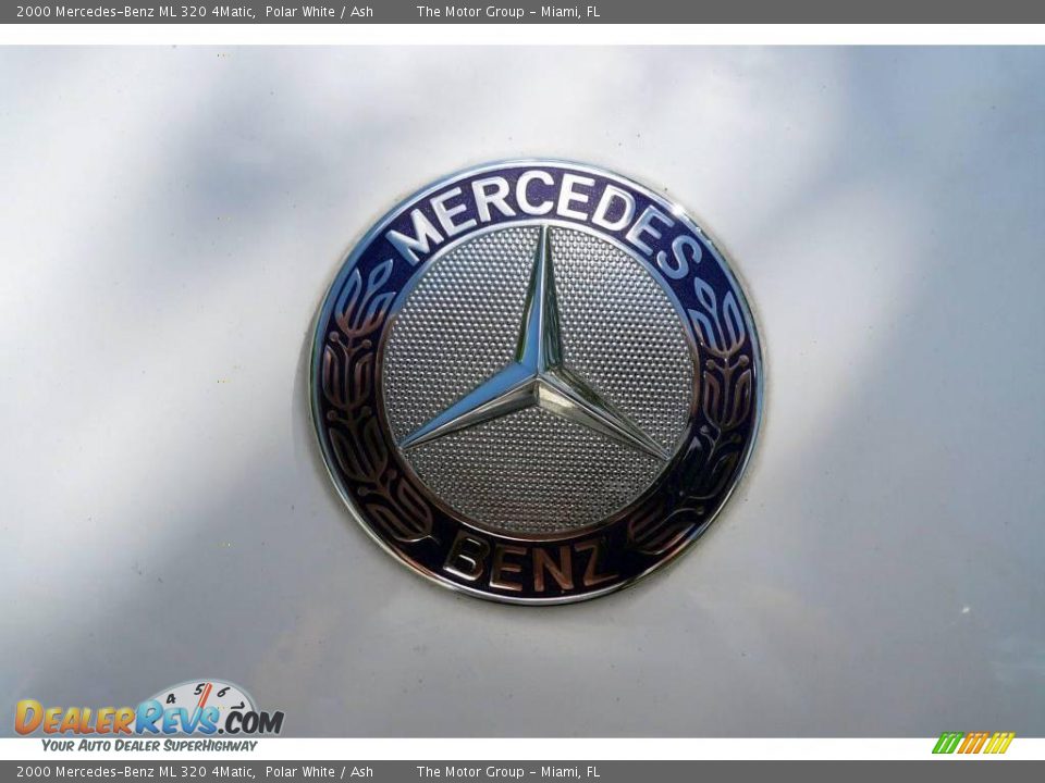 2000 Mercedes-Benz ML 320 4Matic Polar White / Ash Photo #32