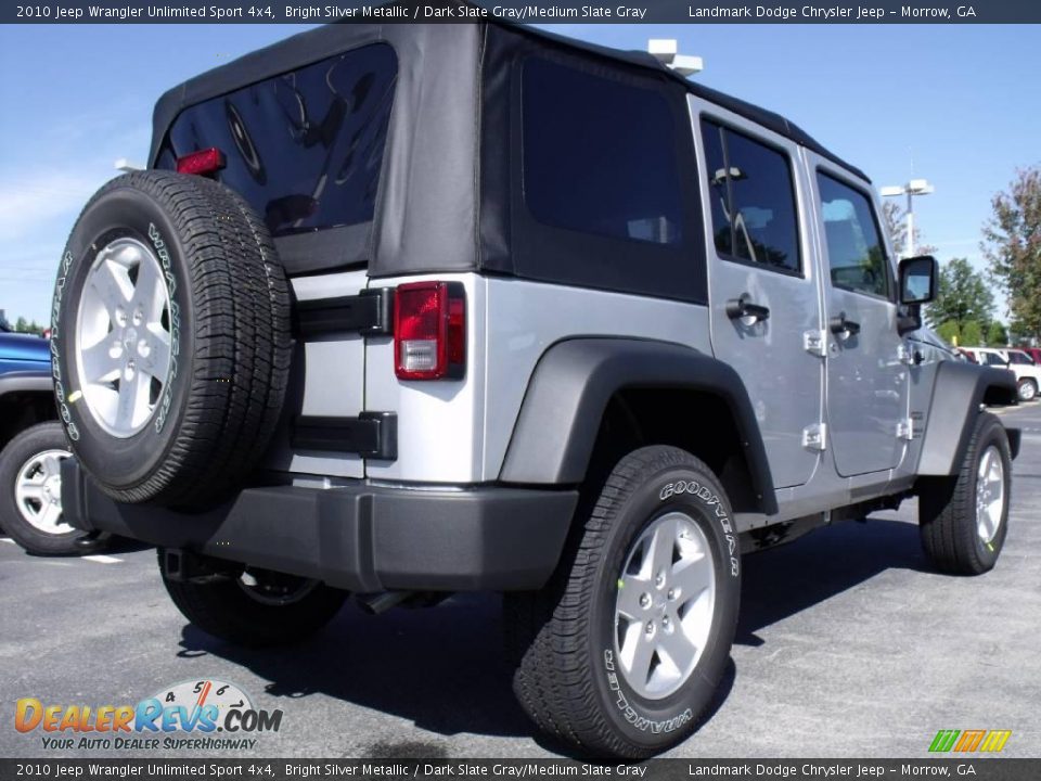 2010 Jeep Wrangler Unlimited Sport 4x4 Bright Silver Metallic / Dark Slate Gray/Medium Slate Gray Photo #3