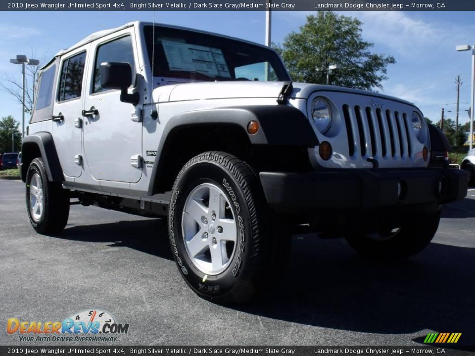 2010 Jeep Wrangler Unlimited Sport 4x4 Bright Silver Metallic / Dark Slate Gray/Medium Slate Gray Photo #4