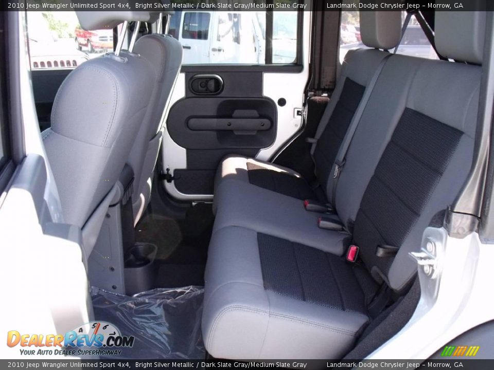 2010 Jeep Wrangler Unlimited Sport 4x4 Bright Silver Metallic / Dark Slate Gray/Medium Slate Gray Photo #8