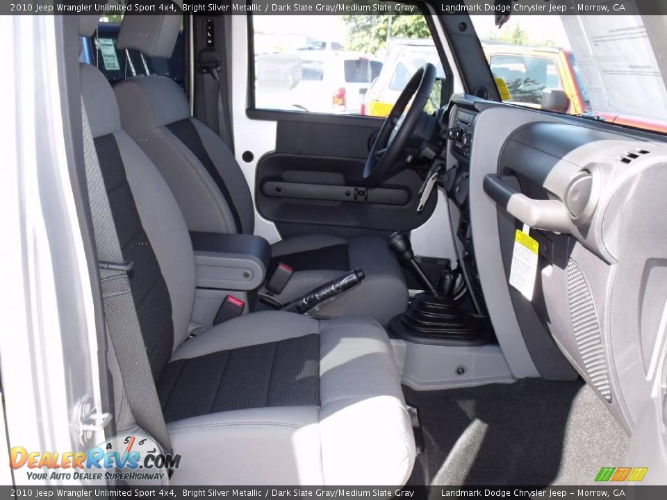 2010 Jeep Wrangler Unlimited Sport 4x4 Bright Silver Metallic / Dark Slate Gray/Medium Slate Gray Photo #11