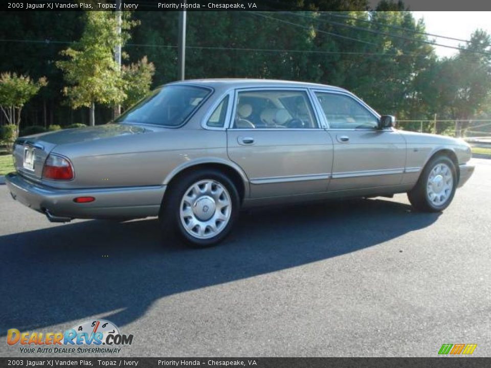 2003 Jaguar XJ Vanden Plas Topaz / Ivory Photo #5