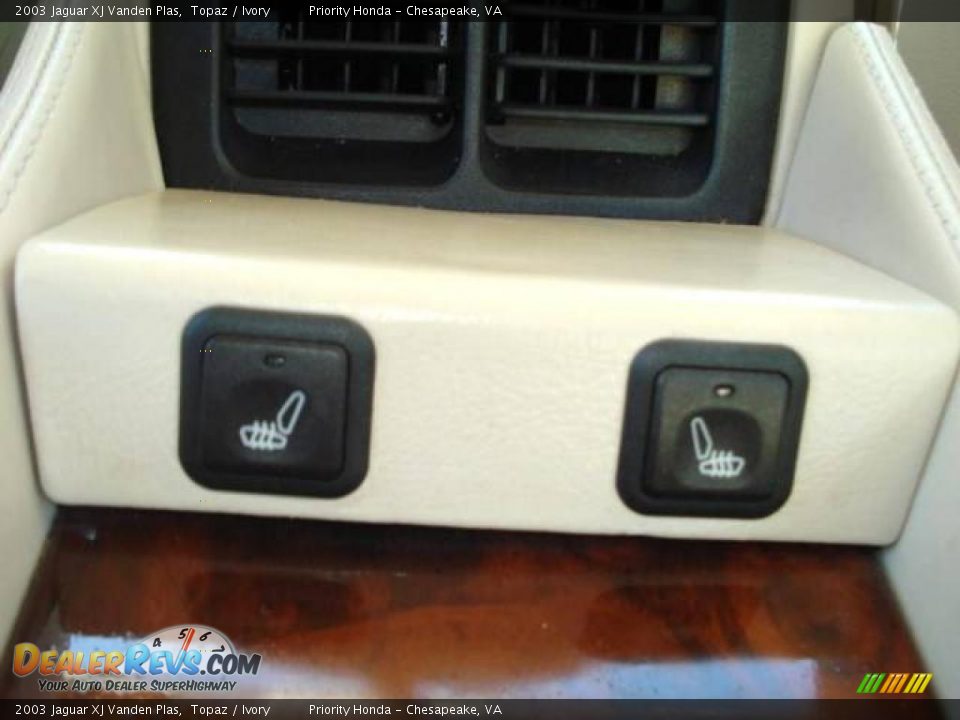 2003 Jaguar XJ Vanden Plas Topaz / Ivory Photo #12