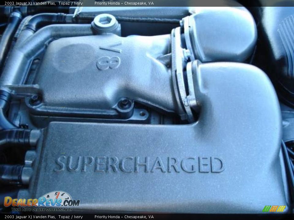 2003 Jaguar XJ Vanden Plas Topaz / Ivory Photo #35