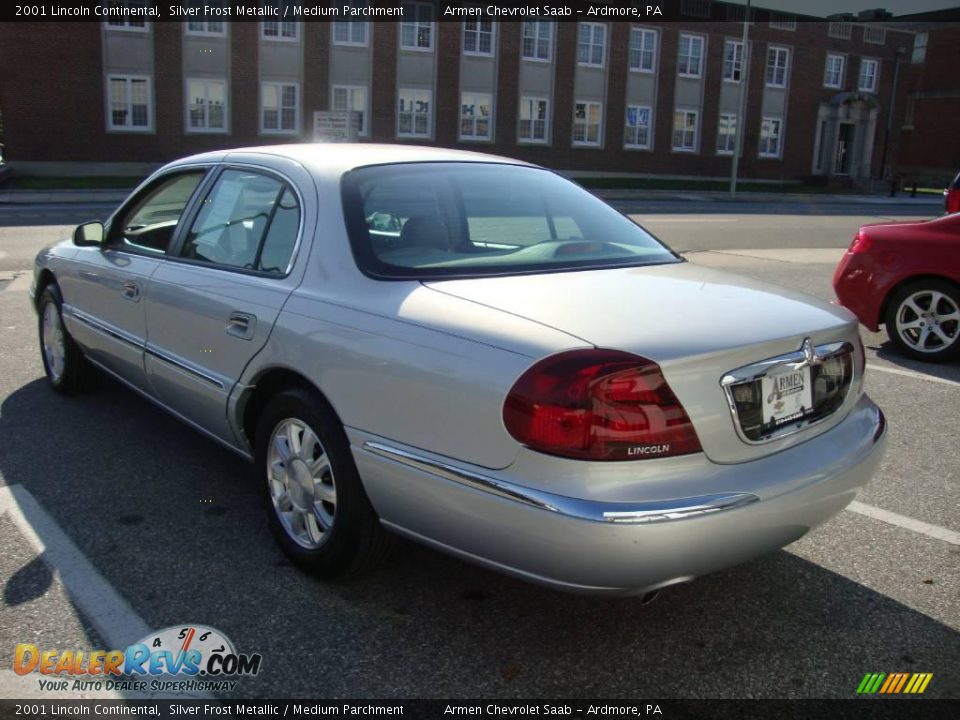 2001 Lincoln Continental Silver Frost Metallic / Medium Parchment Photo #9