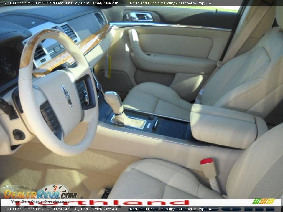 2010 Lincoln MKS FWD Gold Leaf Metallic / Light Camel/Olive Ash Photo #7