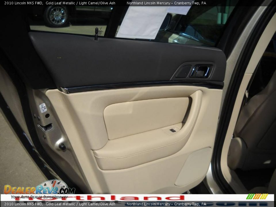 2010 Lincoln MKS FWD Gold Leaf Metallic / Light Camel/Olive Ash Photo #9