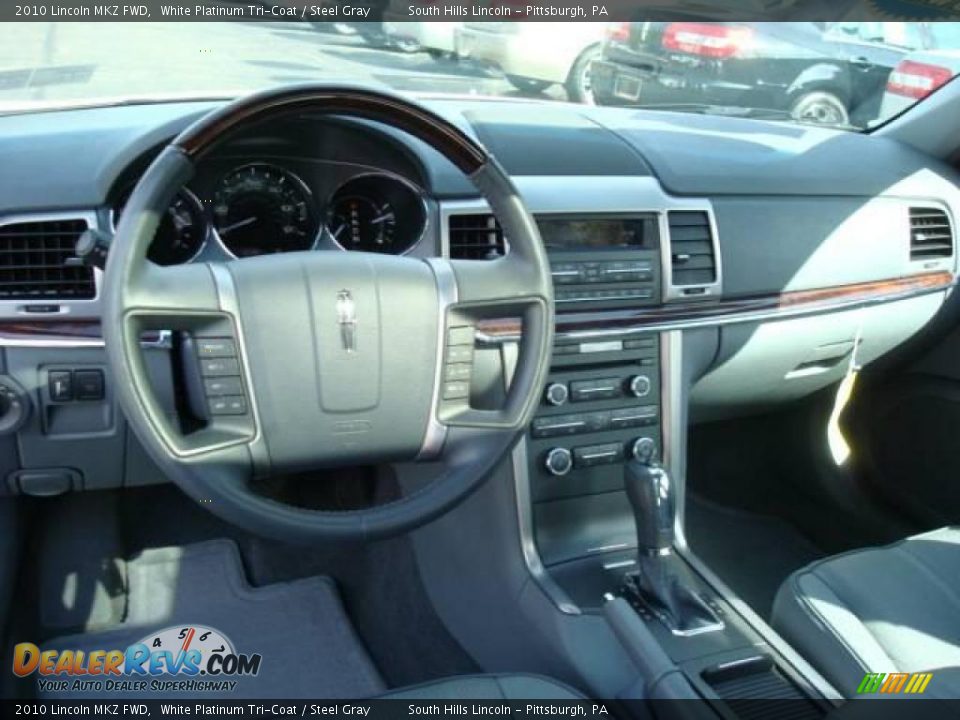 2010 Lincoln MKZ FWD White Platinum Tri-Coat / Steel Gray Photo #10