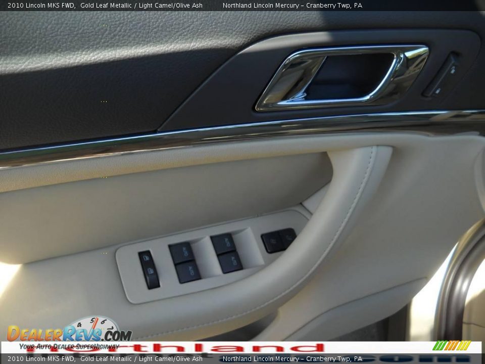 2010 Lincoln MKS FWD Gold Leaf Metallic / Light Camel/Olive Ash Photo #15