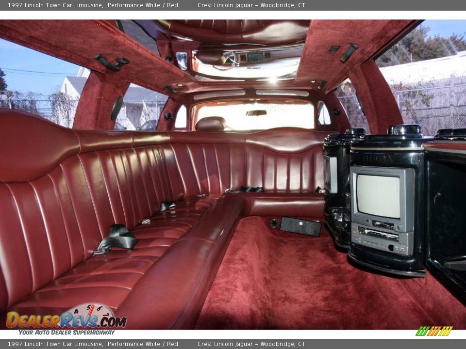 1997 Lincoln Town Car Limousine Performance White / Red Photo #16