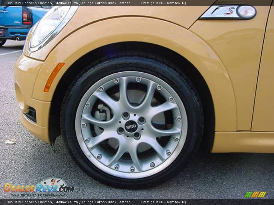 2009 Mini Cooper S Hardtop Mellow Yellow / Lounge Carbon Black Leather Photo #3