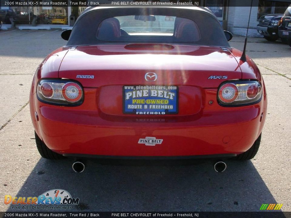 2006 Mazda MX-5 Miata Roadster True Red / Black Photo #11