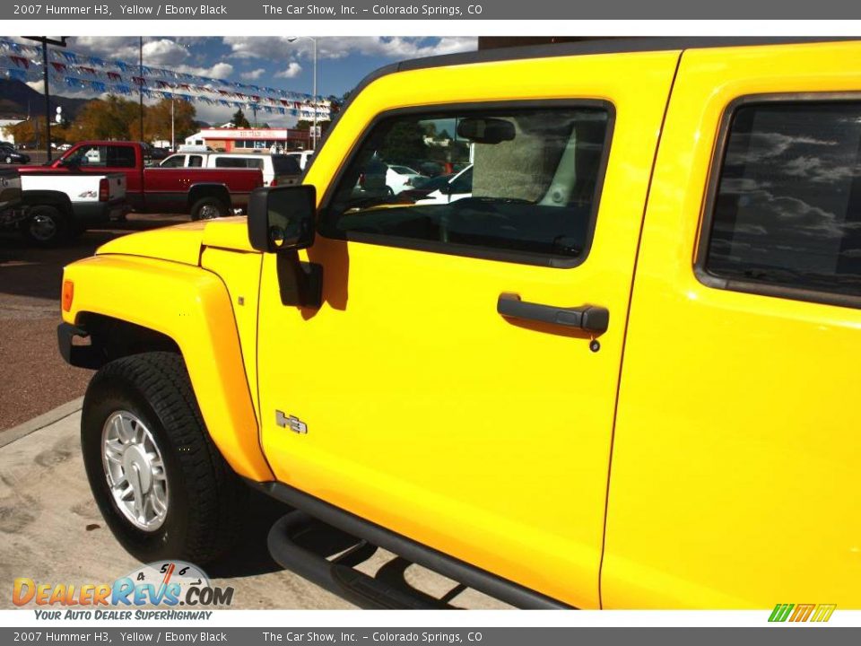 2007 Hummer H3 Yellow / Ebony Black Photo #21